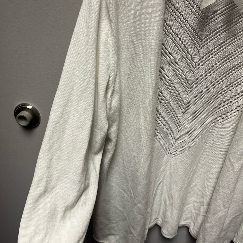 White detailed cardigan
